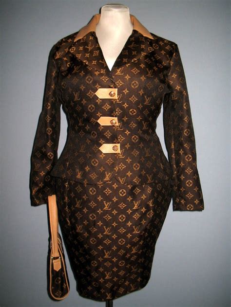 women louis vuitton tivoli outfits|louis vuitton ladies dresses.